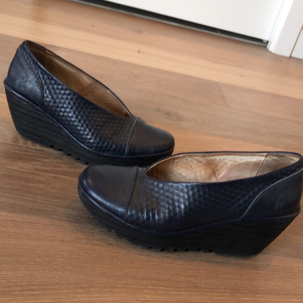 Fly London Yena Leather Wedge